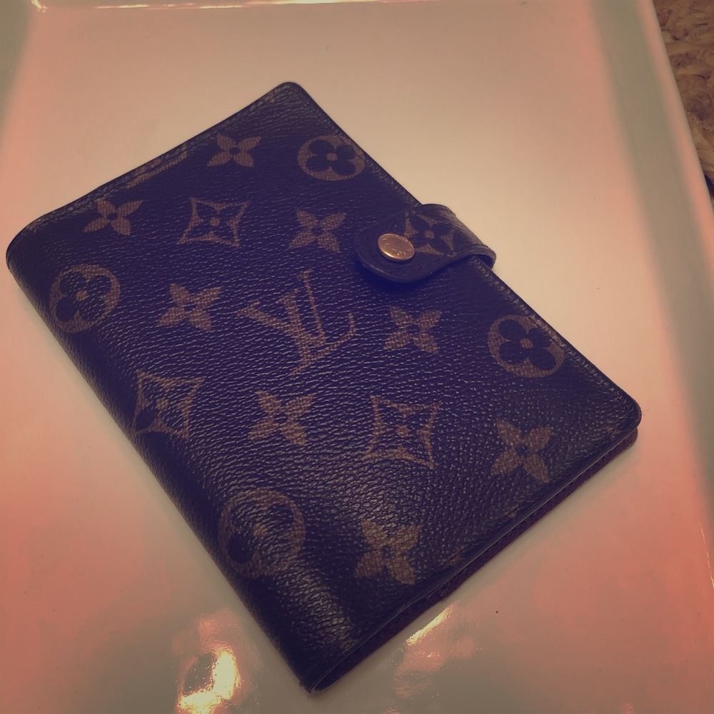 Louis Vuitton Small Agenda- Authentic